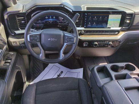 Used 2024 Chevrolet Silverado 1500 LT Trail Boss AWD/4WD image 20