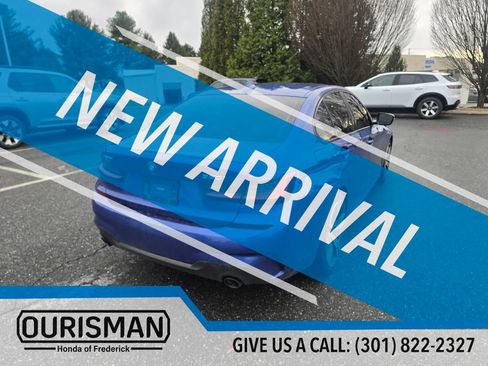 Used 2022 BMW 330i xDrive 330i xDrive w/ M Sport Package image 8