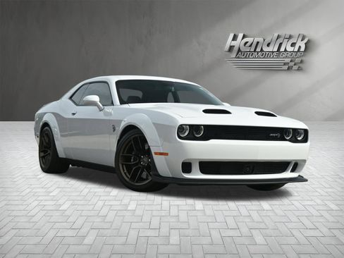Used 2023 Dodge Challenger SRT Hellcat RWD image 2