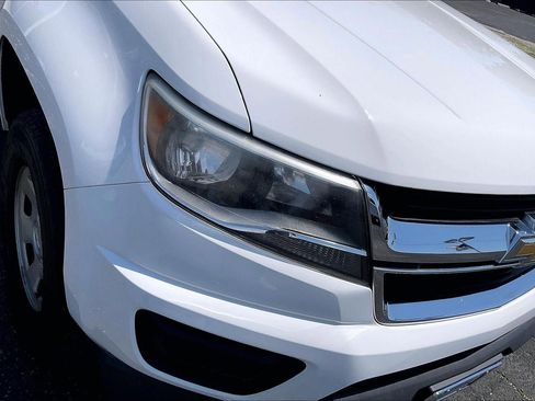 Used 2019 Chevrolet Colorado W/T w/ WT Convenience Package RWD image 28
