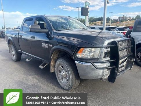 Used 2018 RAM 2500 Tradesman w/ Chrome Appearance Group AWD/4WD image 4