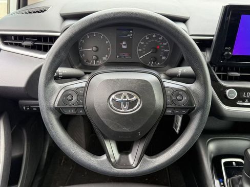 Used 2024 Toyota Corolla LE FWD image 12