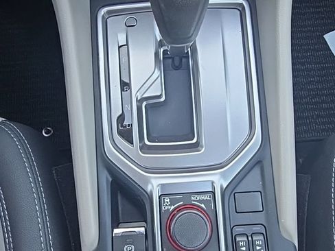 Used 2021 Subaru Forester Premium image 16