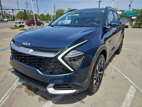 Used 2025 Kia Sportage EX w/ EX Premium Package AWD/4WD image 6
