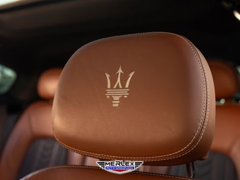 Used 2019 Maserati Levante S GranLusso image 41