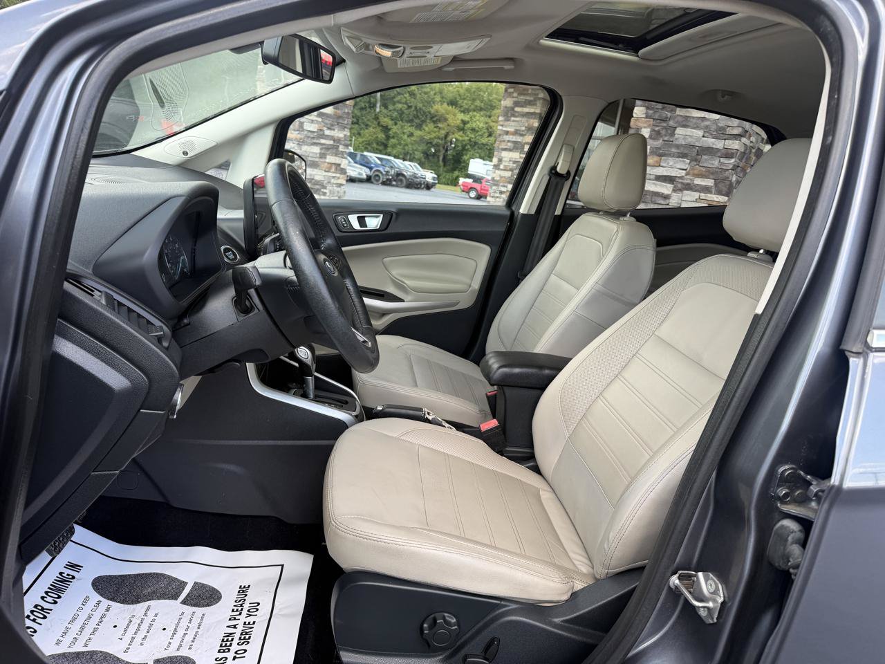 Used 2018 Ford EcoSport Titanium FWD image 10