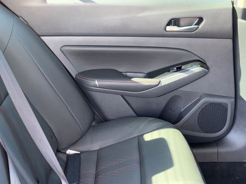 New 2025 Nissan Altima 2.5 SR w/ SR Premium Package image 13