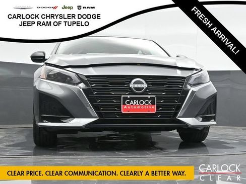 Used 2025 Nissan Altima 2.5 S FWD image 38