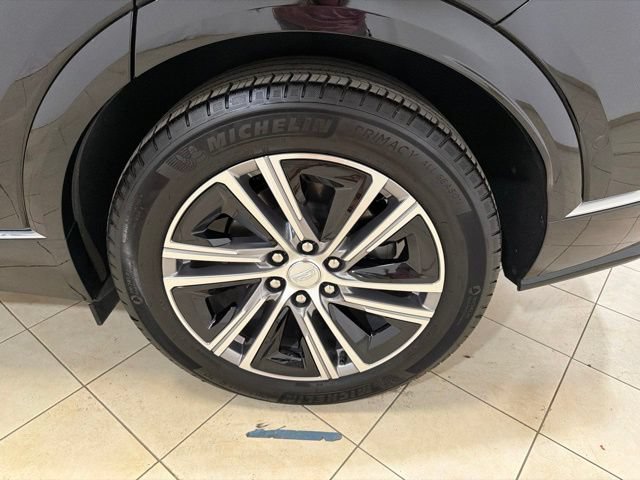 Used 2024 Cadillac Lyriq Luxury RWD image 28