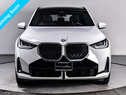 Used 2025 BMW X3 xDrive30i w/ M Sport Package image 9