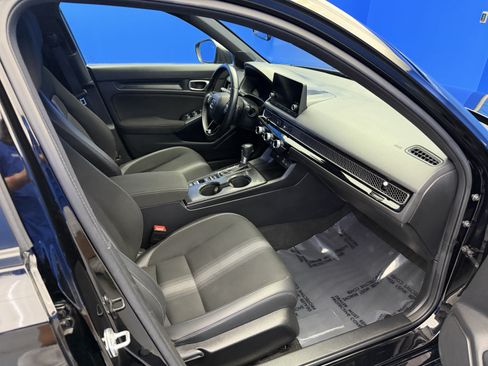 Used 2023 Honda Civic Sport image 23
