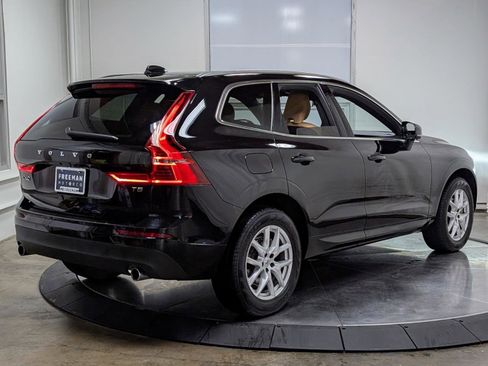 Used 2020 Volvo XC60 T5 Momentum image 9