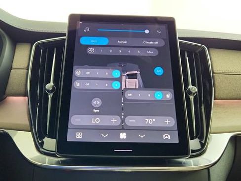 Used 2027 Volvo XC90 B6 Plus AWD/4WD image 23