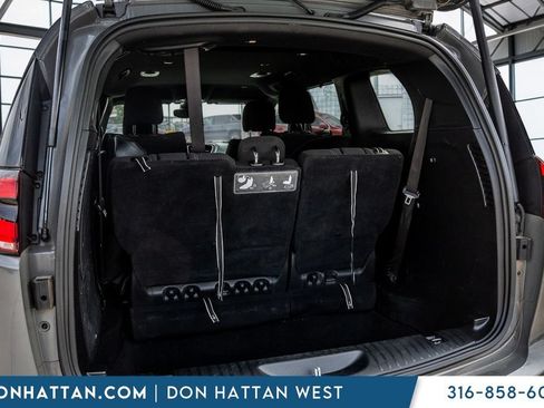 Used 2021 Chrysler Pacifica Touring w/ S Appearance Package FWD image 29