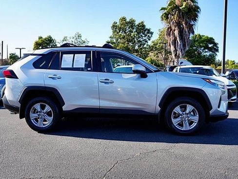 Used 2022 Toyota RAV4 XLE w/ Convenience Package FWD image 7