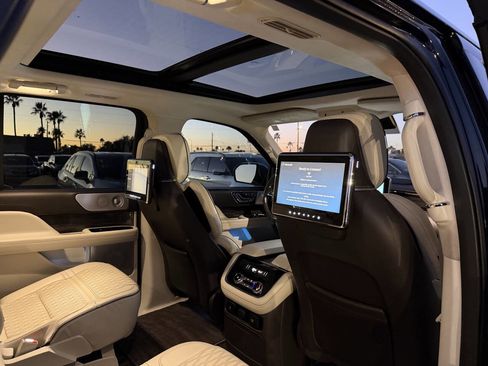 Used 2020 Lincoln Navigator L Black Label image 29