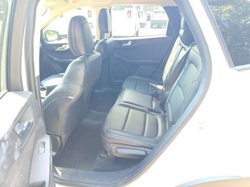 Used 2020 Ford Escape SEL FWD image 9