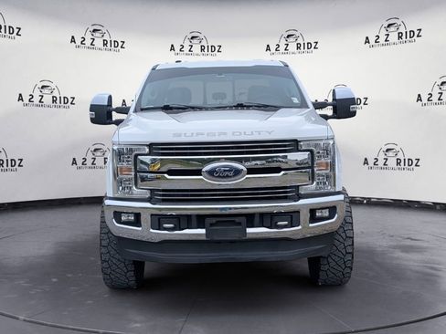 Used 2018 Ford F250 Lariat w/ Chrome Package image 2