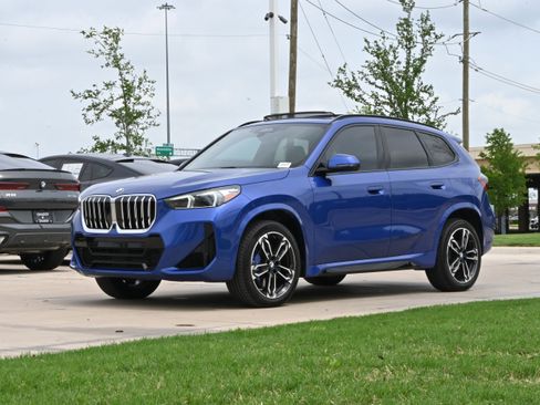 Certified 2024 BMW X1 xDrive28i w/ Technology Package AWD/4WD image 5