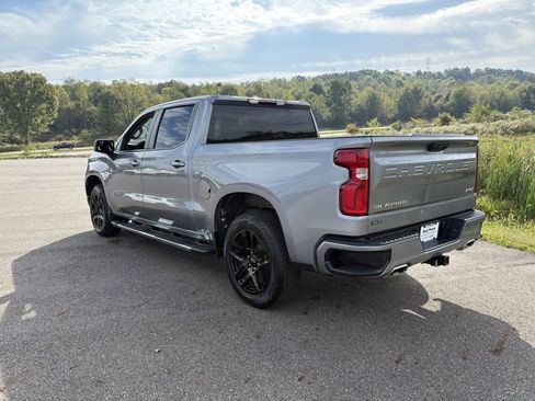Used 2023 Chevrolet Silverado 1500 RST w/ Z71 Off-Road Package image 3