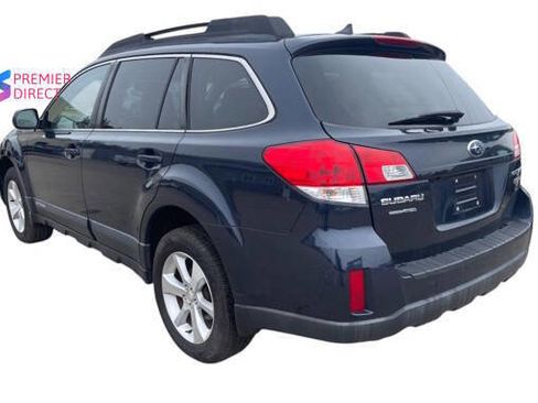Used 2013 Subaru Outback 3.6R Limited w/ Moonroof Pkg image 3
