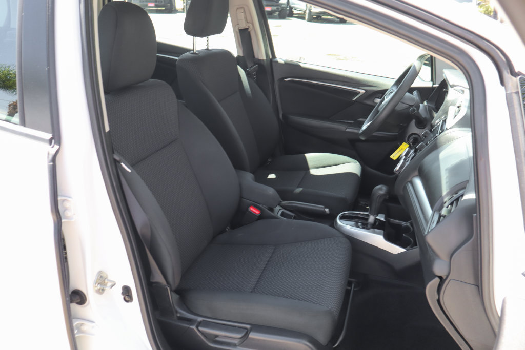 Used 2019 Honda Fit LX image 36