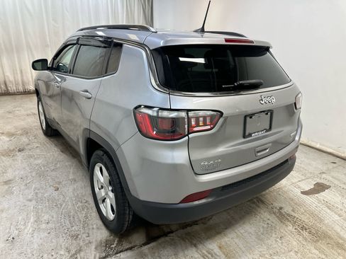 Used 2021 Jeep Compass Latitude w/ Convenience Group image 2