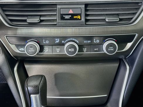 Used 2018 Honda Accord LX image 15