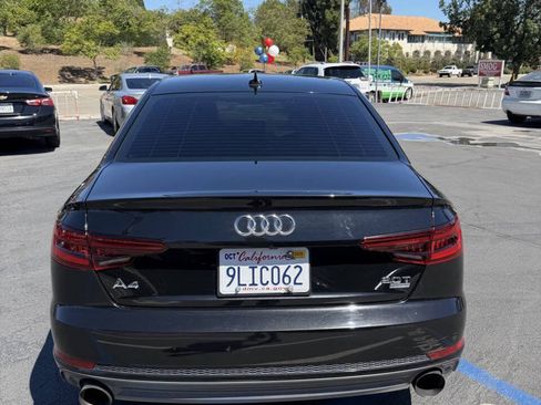 Used 2018 Audi A4 2.0T Ultra Premium w/ 18" Wheel Package FWD image 9