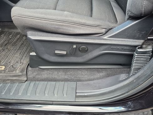 Certified 2023 Ford F150 XLT w/ Equipment Group 302A High image 16