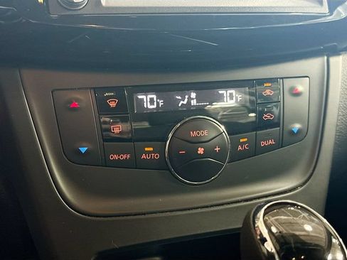 Used 2019 Nissan Sentra SV FWD image 15