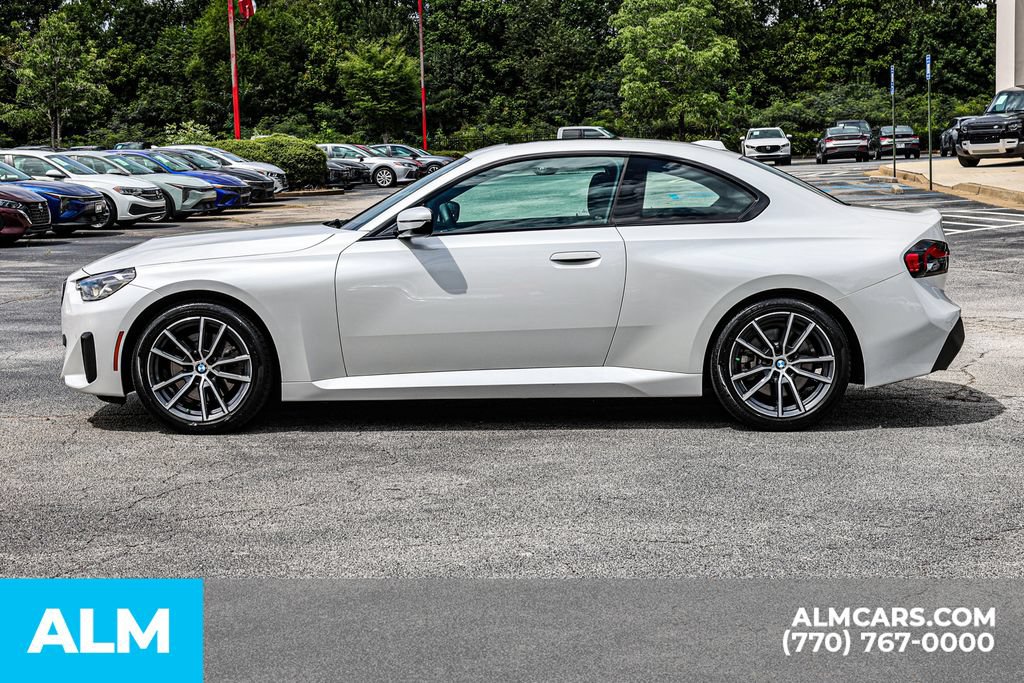 Used 2026 BMW 230i Coupe w/ Premium Package RWD image 8
