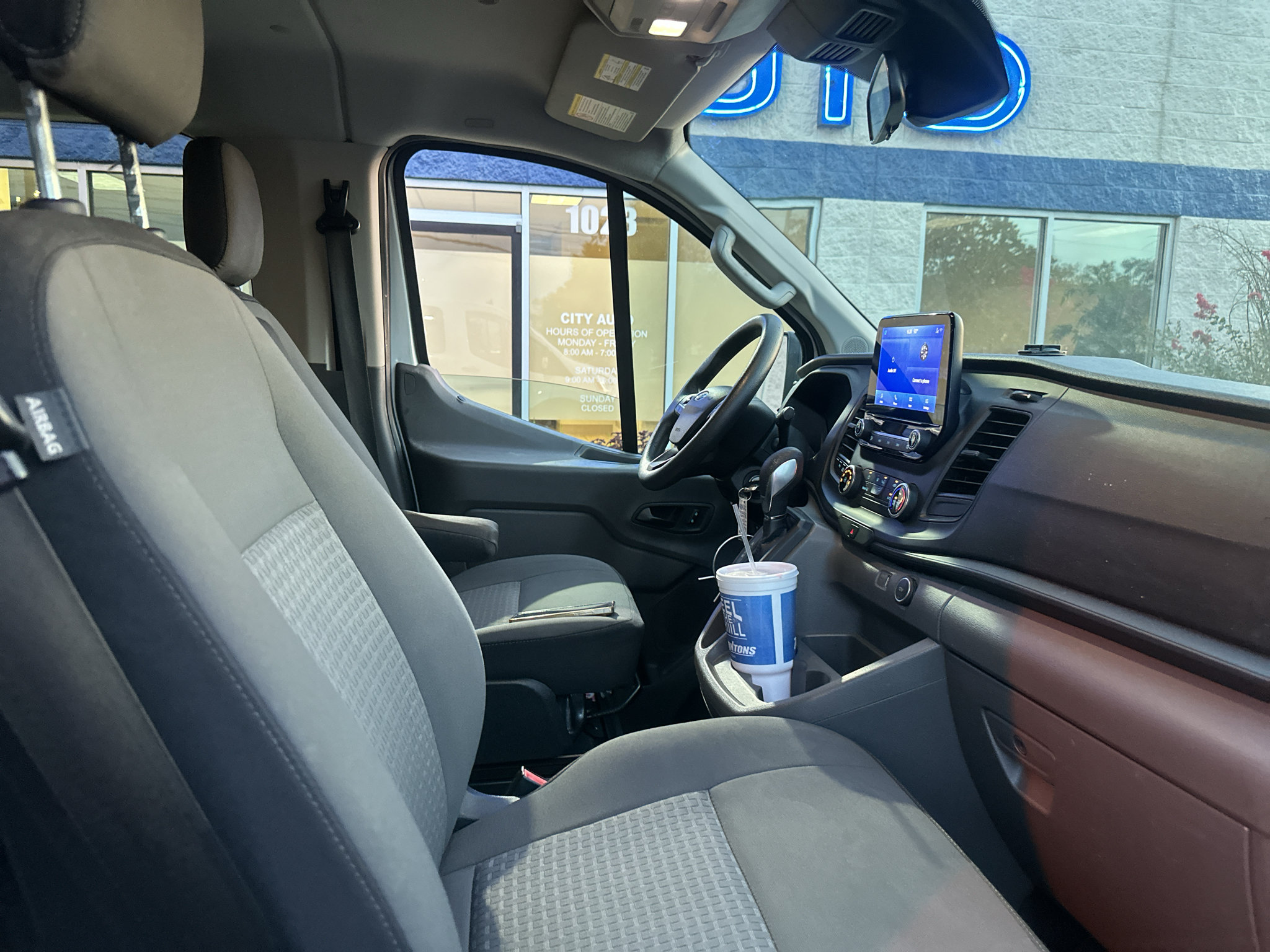Used 2021 Ford Transit 350 XLT RWD image 10