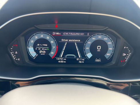 Used 2022 Audi Q3 2.0T Premium image 19