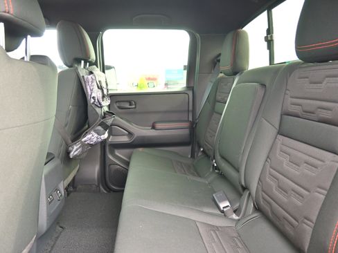 New 2026 Nissan Frontier PRO-4X w/ Pro-4x Convenience Package image 14