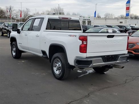 Used 2022 Chevrolet Silverado 3500 LT image 4