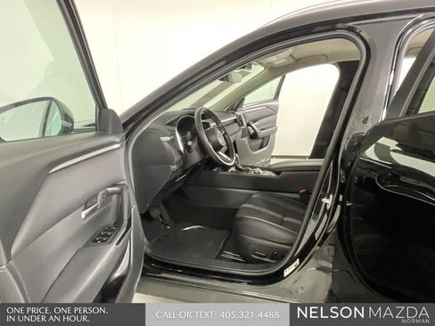 Certified 2025 MAZDA CX-50 AWD 2.5 S w/ Preferred Package image 11