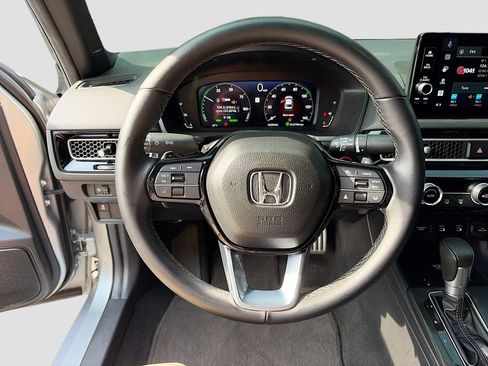 Used 2025 Honda Civic Sport image 11