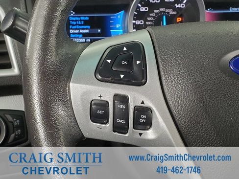 Used 2015 Ford Explorer XLT w/ Equipment Group 202B AWD/4WD image 16