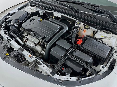 Used 2023 Chevrolet Malibu LT image 29