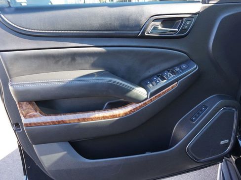 Used 2016 Chevrolet Suburban LTZ image 31