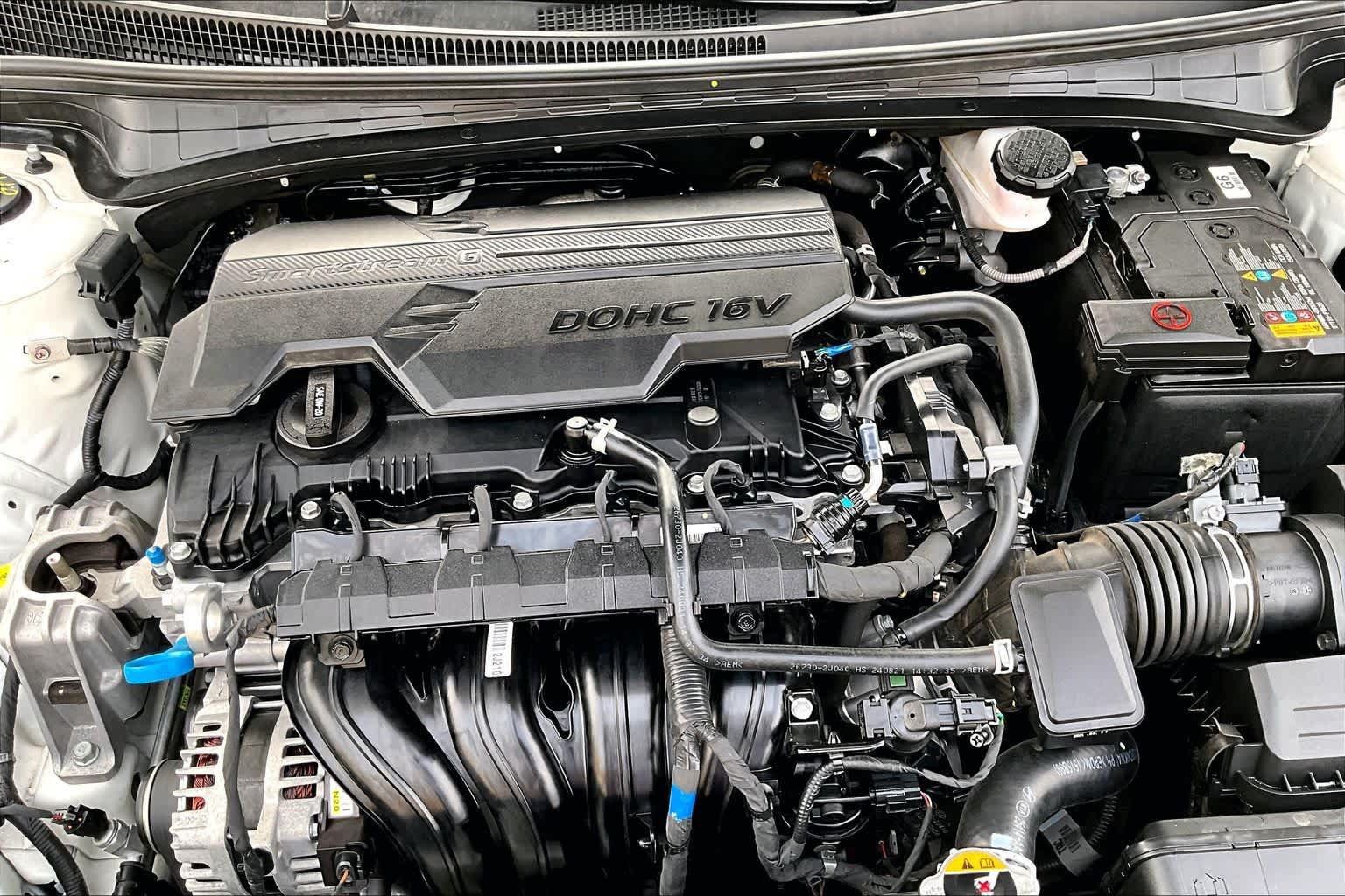 Used 2025 Hyundai Elantra SEL FWD image 33