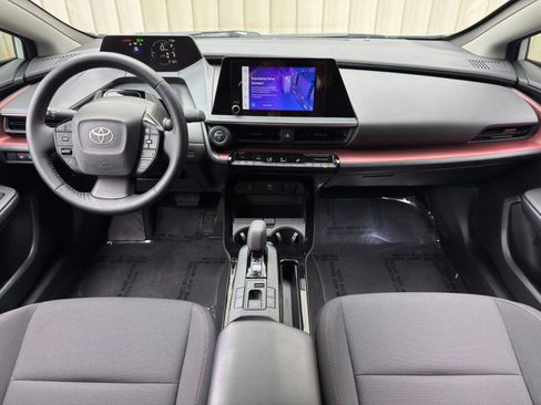 Used 2024 Toyota Prius Prime FWD image 11