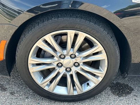 Used 2018 Cadillac XTS Luxury image 25