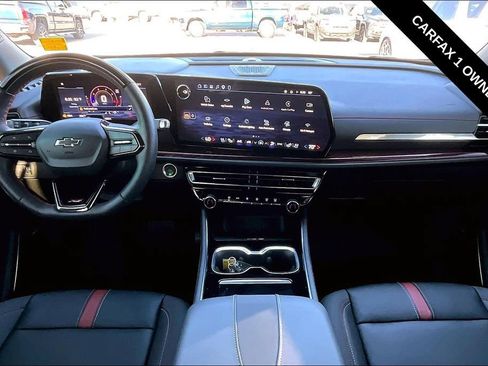 Used 2026 Chevrolet Traverse RS w/ LPO, Floor Liner Package AWD/4WD image 7