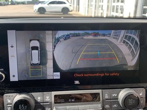 Used 2025 Toyota Grand Highlander AWD Hybrid image 18