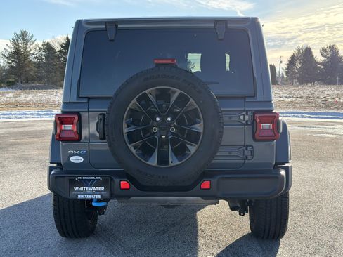 Used 2024 Jeep Wrangler Sahara w/ Technology Group image 24