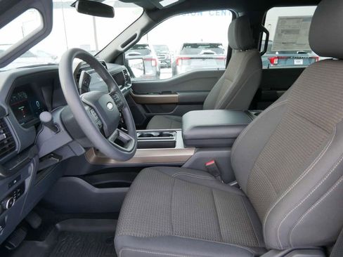 Used 2025 Ford F150 STX w/ Equipment Group 201A FX4 image 8