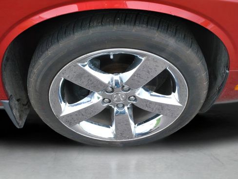 Used 2009 Dodge Challenger R/T RWD image 27