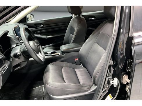 Used 2019 Nissan Altima 2.5 S FWD image 32